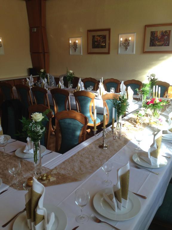 Hotel Am Schlossberg Ziegenrück Екстериор снимка