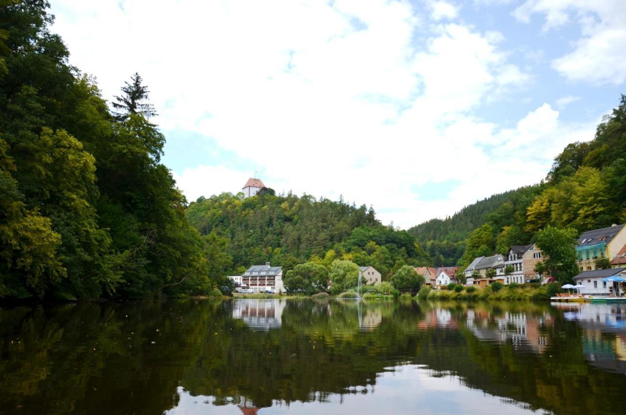 Hotel Am Schlossberg Ziegenrück Екстериор снимка