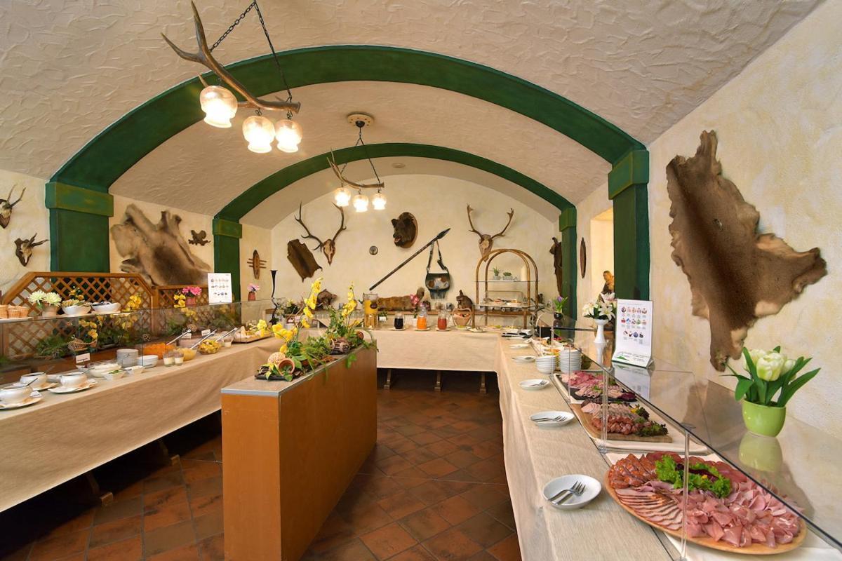 Hotel Am Schlossberg Ziegenrück Екстериор снимка